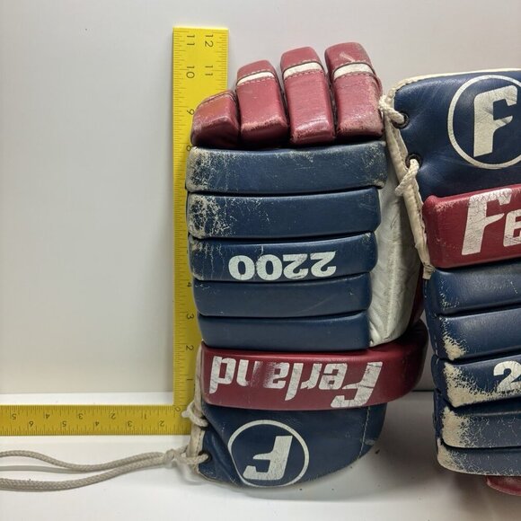 Vintage Leather Blue White Red Ferland 2200 Pro Hockey Player Gloves Habs NHL - Picture 10 of 11